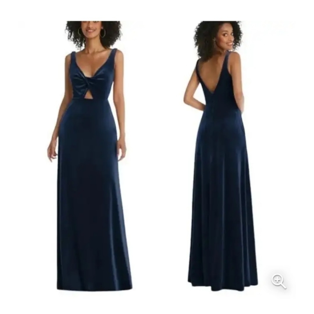 Lovely Navy Velvet front twist fl dress, NWT, Size 8 - Picture 2 of 11